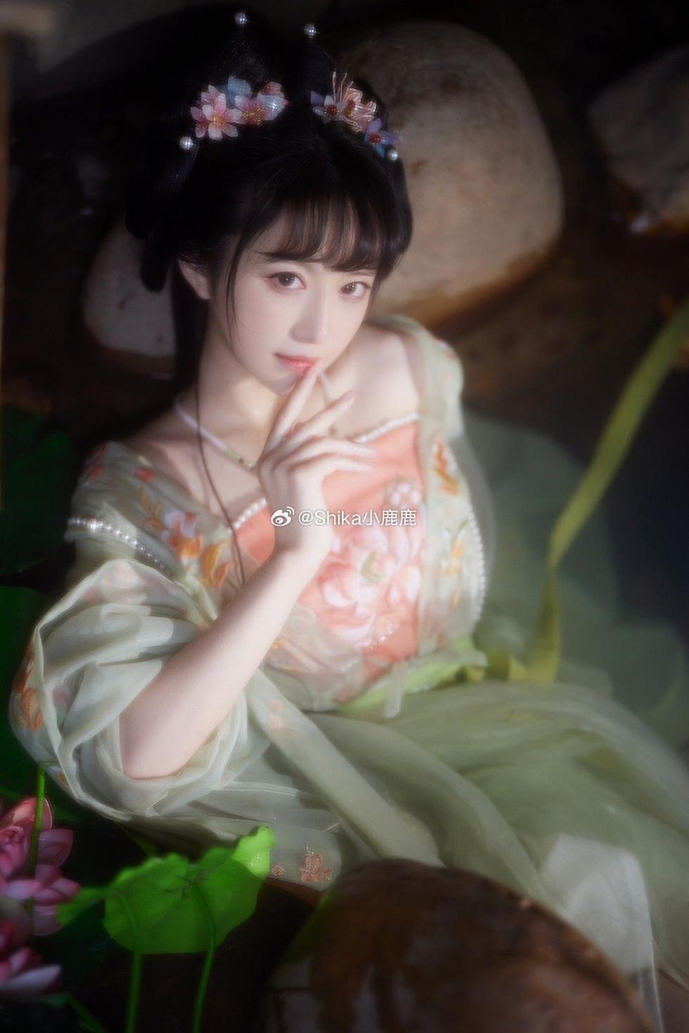 shika小鹿鹿 疯狂追逐的shika小鹿鹿百度网盘定制作品,只为追求极致