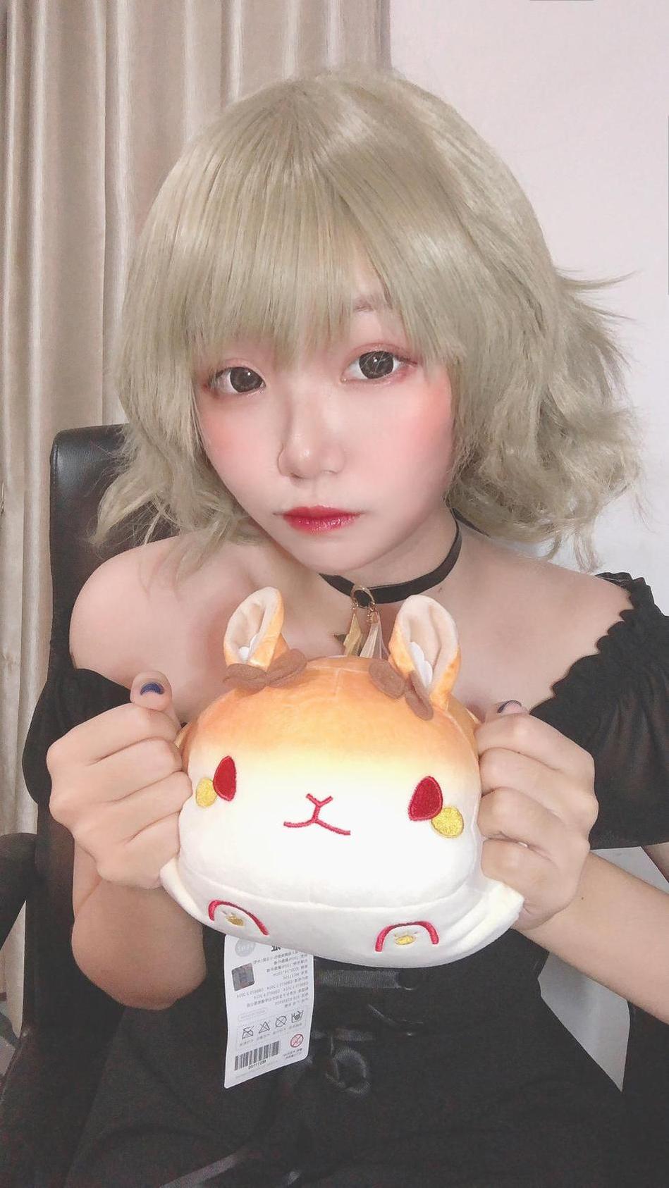 yoko宅夏 《yoko宅夏网格》摄影艺术的娴静诱惑图片