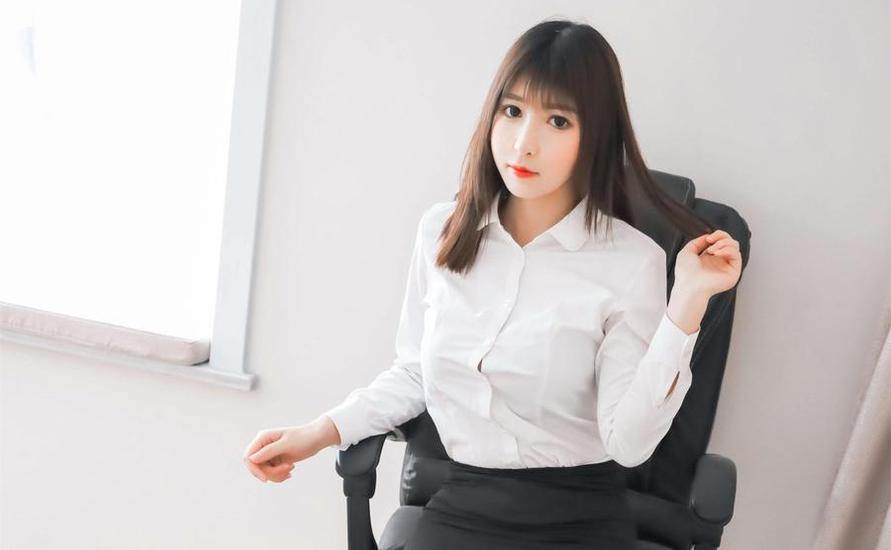 w黑米粥w 拥有绝佳cos照片的w黑米粥w私人定制,献上他的作品。