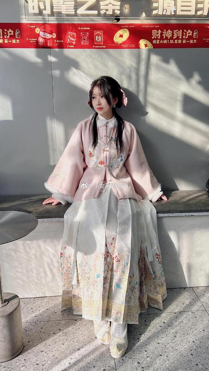 小女巫露娜 小女巫露娜私人定制:原创独家cos分享