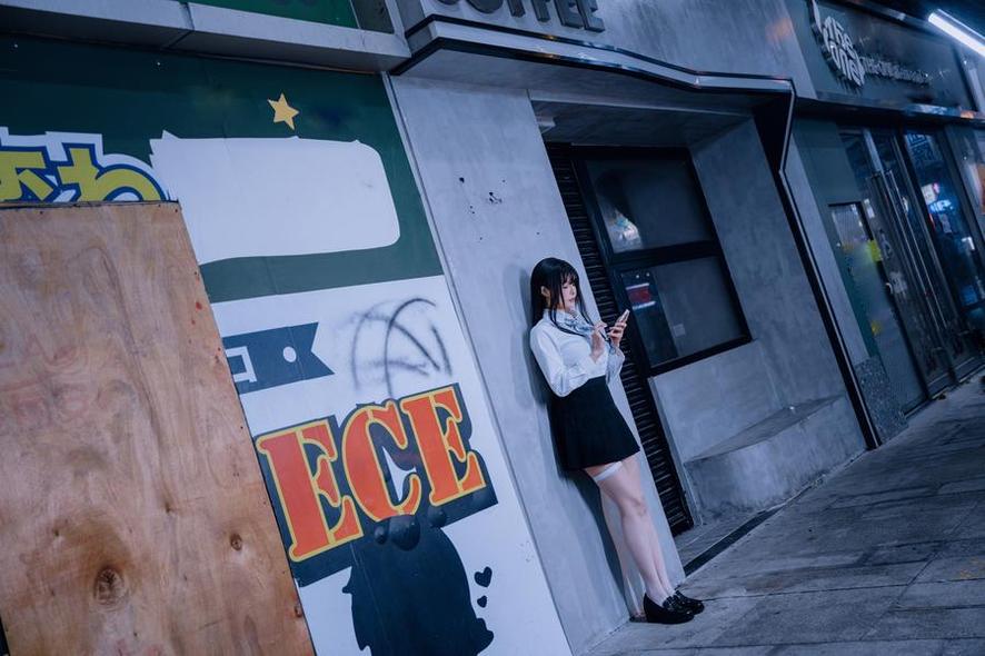 秋和柯基 秋和柯基透明兔女仆摄影大会代表,带来最清新自然的摄影作品