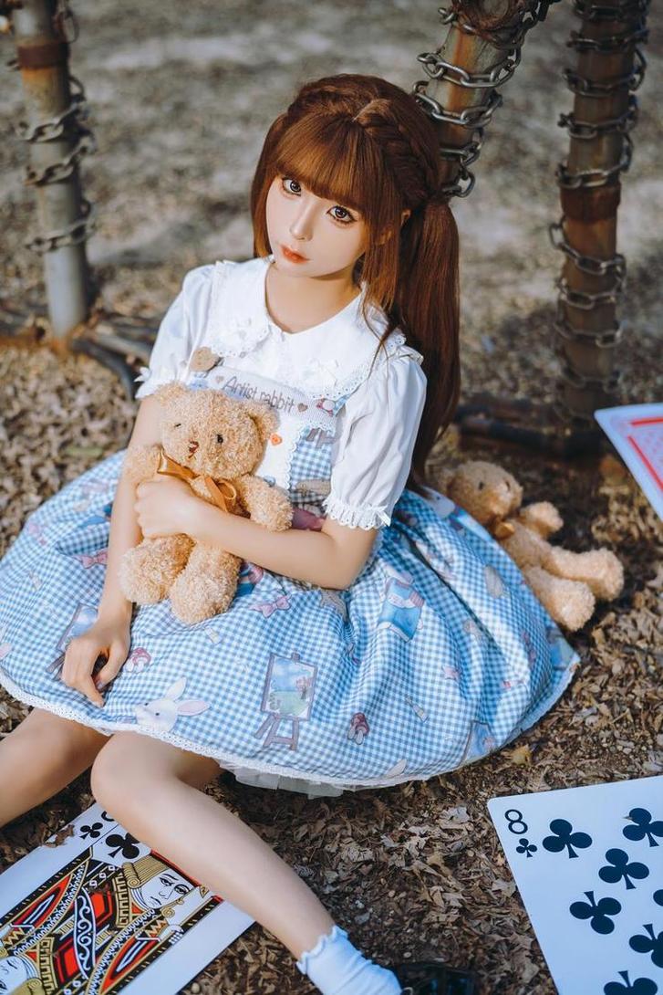 新晋cos达人蠢沫沫的精选照片图包，分享给大家