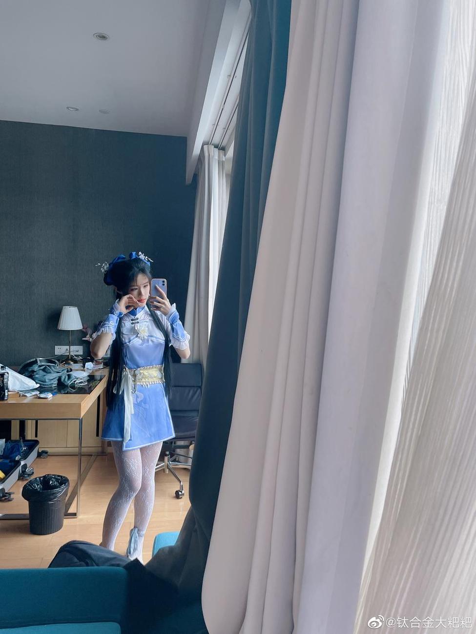 钛合金titi免费看，精选cos美图，赏心悦目